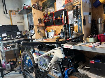 ARC 8 Custom SRAM X01 Eagle AXS 2021 Mountainbike de segunda mano, Blanco — imagen 17 de 18