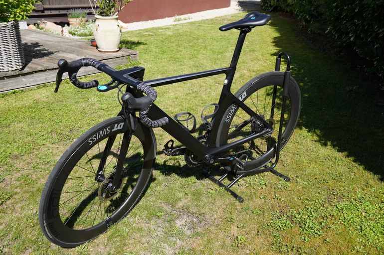 Used Canyon Aeroad CF SLX Disc 9.0 Di2 2019 2019 Road & Gravel, Black — image 4 of 7