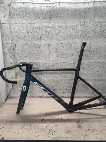 Used Scott Addict RC Frameset 2022 Road & Gravel, Blue — image 2 of 11