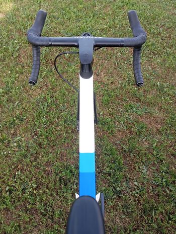 Canyon Aeroad Shimano Ultegra Di2 2023 Road & Gravel d'occasion — image 3 sur 9