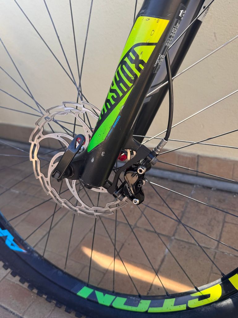 Used Devinci Spartan Carbon SLX / XT 2017 2017 Mountainbike, Green — image 8 of 10