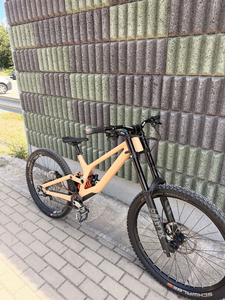 Used Canyon Sender CFR Mullet Underdog 2023 2023 Mountainbike, Orange — image 2 of 5