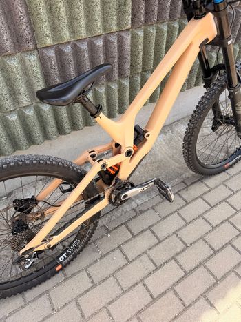 Used Canyon Sender CFR Mullet Underdog 2023 2023 Mountainbike, Orange — image 3 of 5