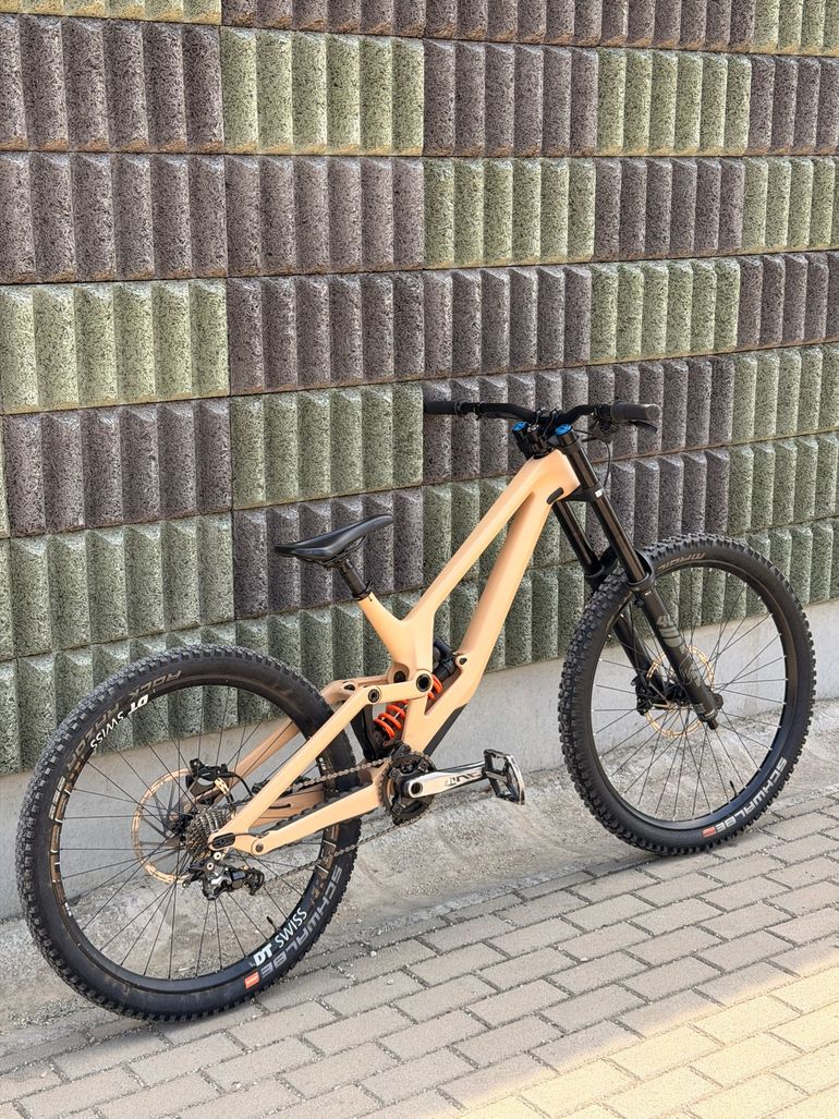 Used Canyon Sender CFR Mullet Underdog 2023 2023 Mountainbike, Orange — image 1 of 5