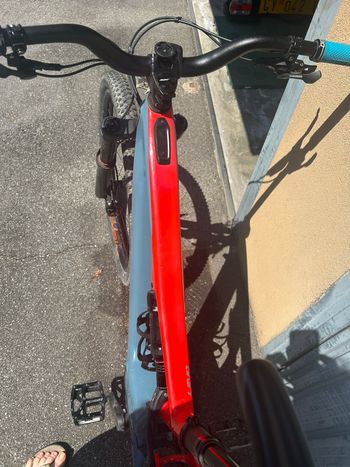 Käytetty Specialized Men's Turbo Levo Expert 2019 2019 Mountainbike — kuva 3 / 4