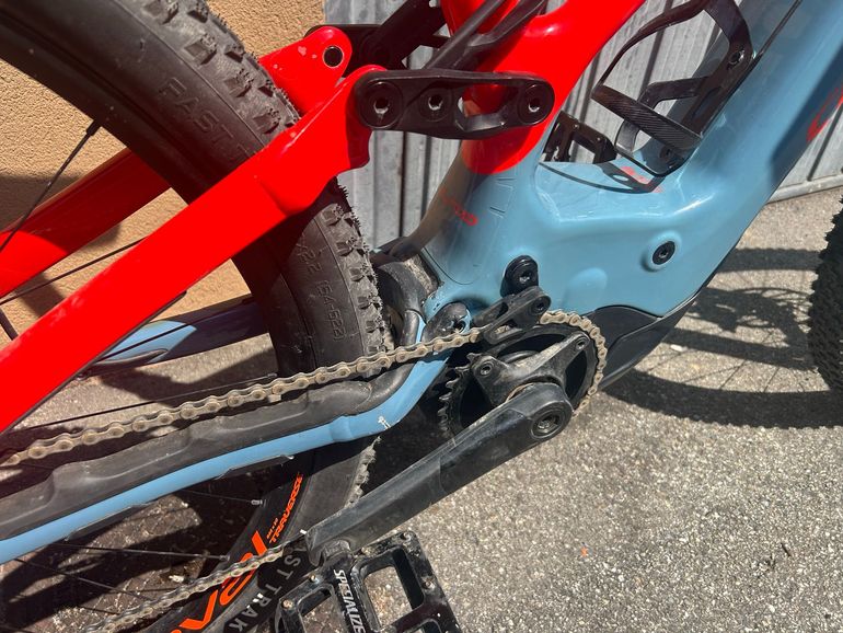 Käytetty Specialized Men's Turbo Levo Expert 2019 2019 Mountainbike — kuva 2 / 4