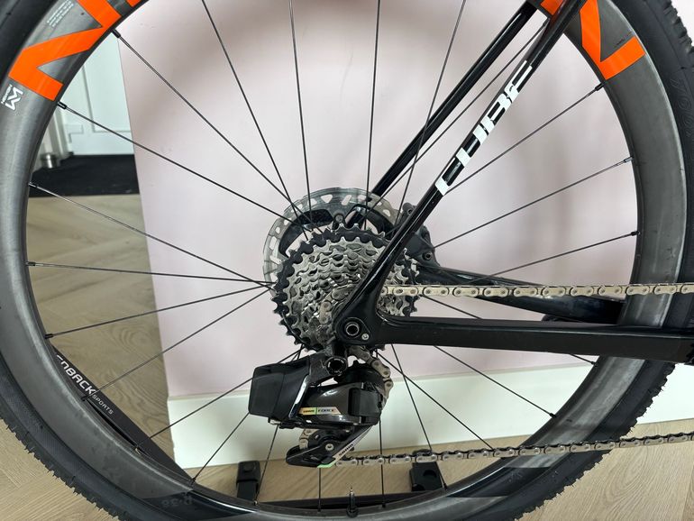 Used CUBE CROSS RACE C:68X TE 2023 2023 Road & Gravel, Black — image 2 of 7