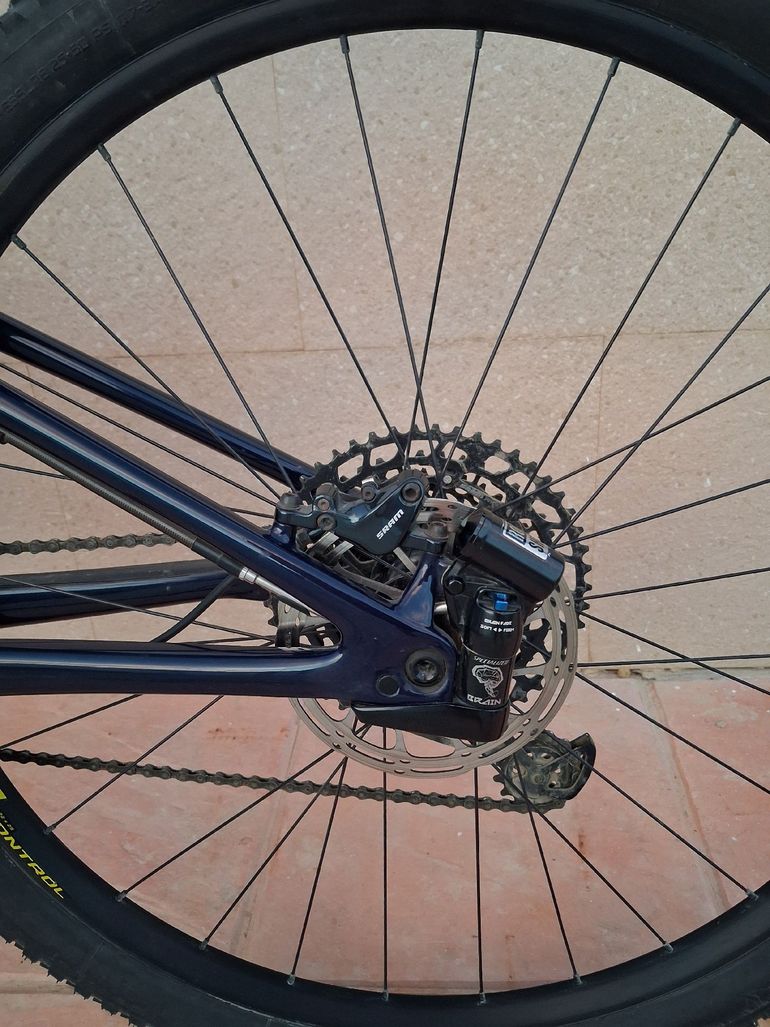Brugt Specialized Men's Epic Comp Carbon 2019 2019 Mountainbike — billede 9 af 12