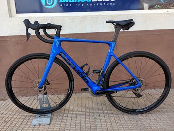 Used Cervélo Soloist Rival AXS 2025 2025 Road & Gravel, Blue — image 2 of 5