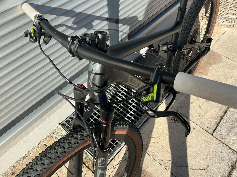 Used Specialized Epic SRAM XX1 Eagle AXS 2021 Mountainbike, Black — image 2 of 11
