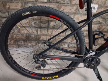 Gebrauchtes Orbea ALMA H30-EAGLE 29 2018 2018 Mountainbike, Schwarz, 29 — Bild 6 von 9