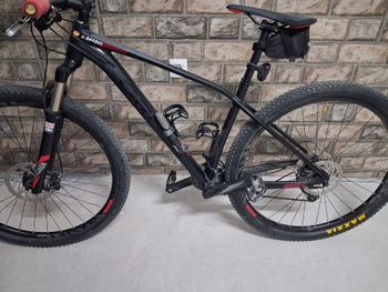 Tweedehands Orbea ALMA H30-EAGLE 29 2018 2018 Mountainbike — afbeelding 2 van 9