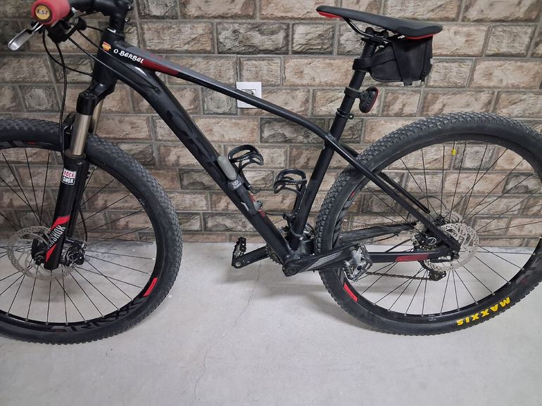 Tweedehands Orbea ALMA H30-EAGLE 29 2018 2018 Mountainbike — afbeelding 2 van 9