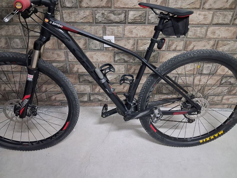 Gebrauchtes Orbea ALMA H30-EAGLE 29 2018 2018 Mountainbike, Schwarz, 29 — Bild 2 von 9