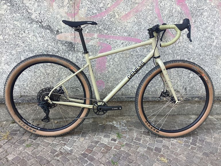 Used Genesis Vagabond 10 2025 2025 Road & Gravel, Green — image 1 of 6