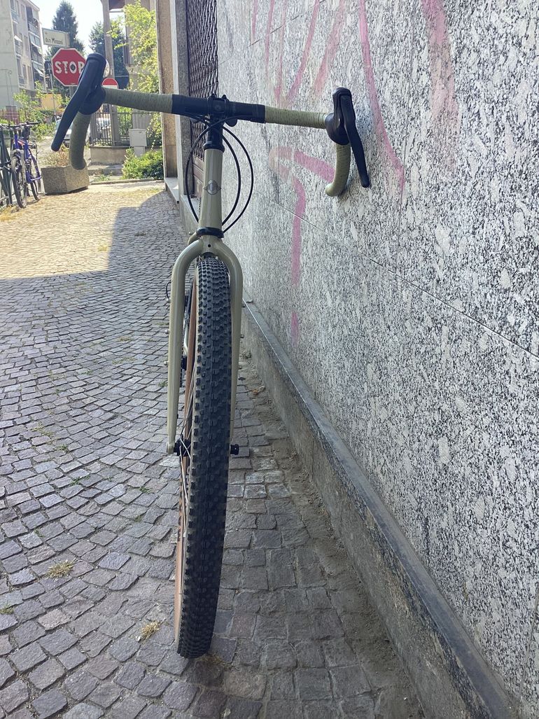Used Genesis Vagabond 10 2025 2025 Road & Gravel, Green — image 5 of 6