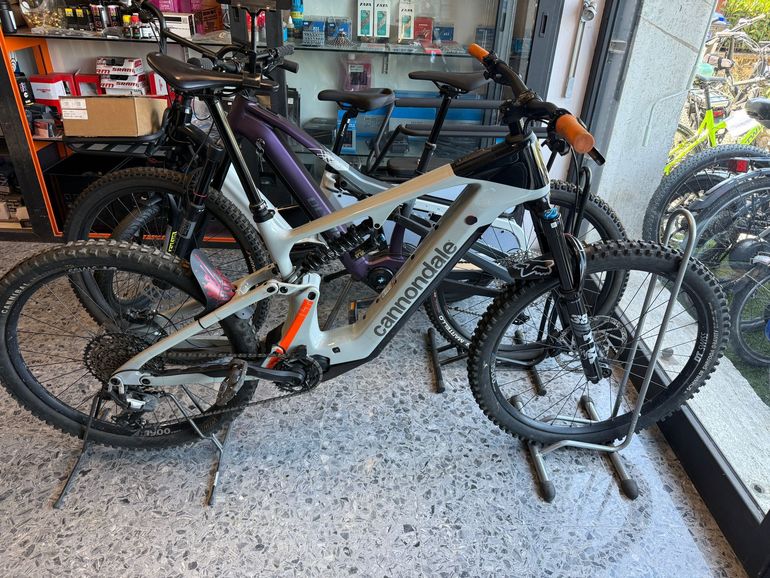 Used Cannondale Moterra LT 1 2025 Mountainbike, Light Gray — image 1 of 6