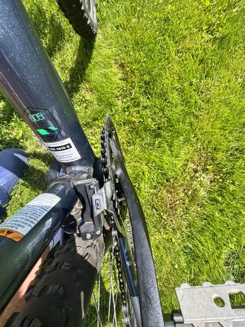 Used GT Avalanche Comp 2020 2020 Mountainbike, Black, 27.5, 29 — image 6 of 8