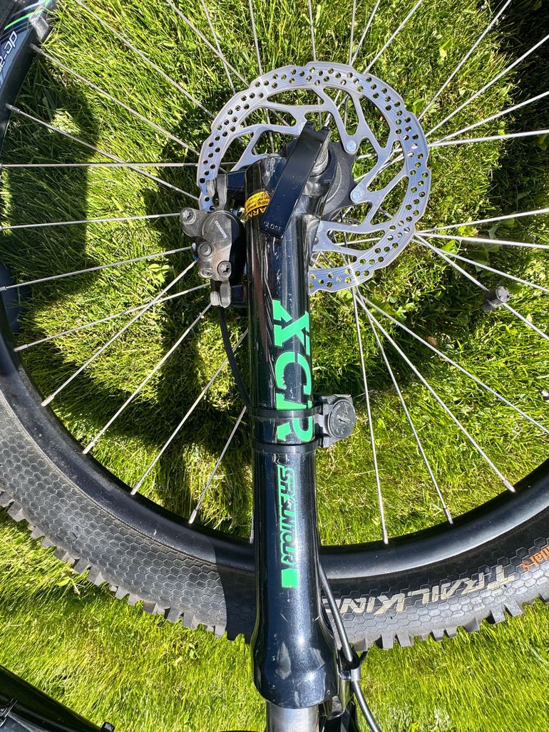 Used GT Avalanche Comp 2020 2020 Mountainbike, Black, 27.5, 29 — image 4 of 8