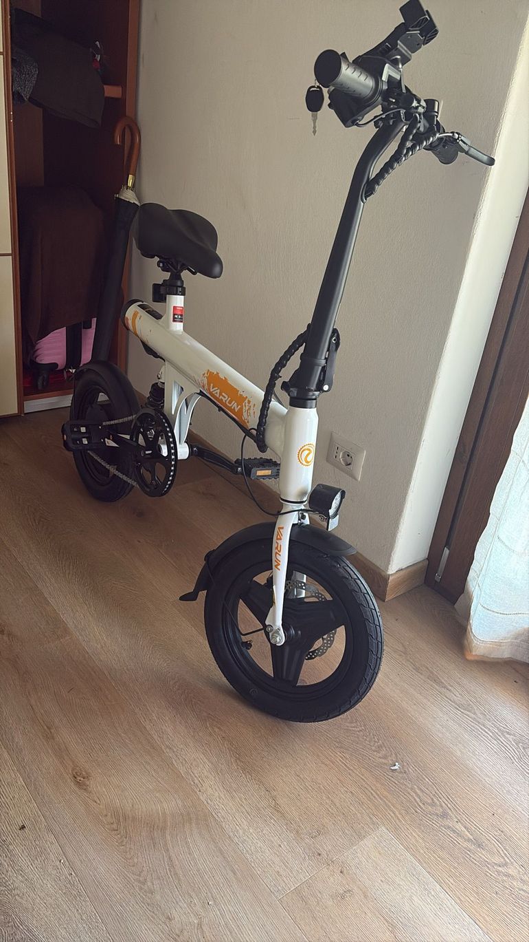 Varun Custom Other 2025 Urban d'occasion — image 1 sur 3