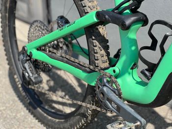 Used Specialized Stumpjumper 15 Expert 2025 2025 Mountainbike, Green, 29, 27.5 — image 3 of 7