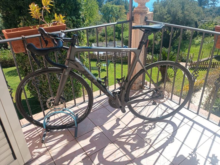Gebrauchtes Basso Venta Disc Shimano Ultegra 2022 2021 Road & Gravel, Schwarz — Bild 1 von 6
