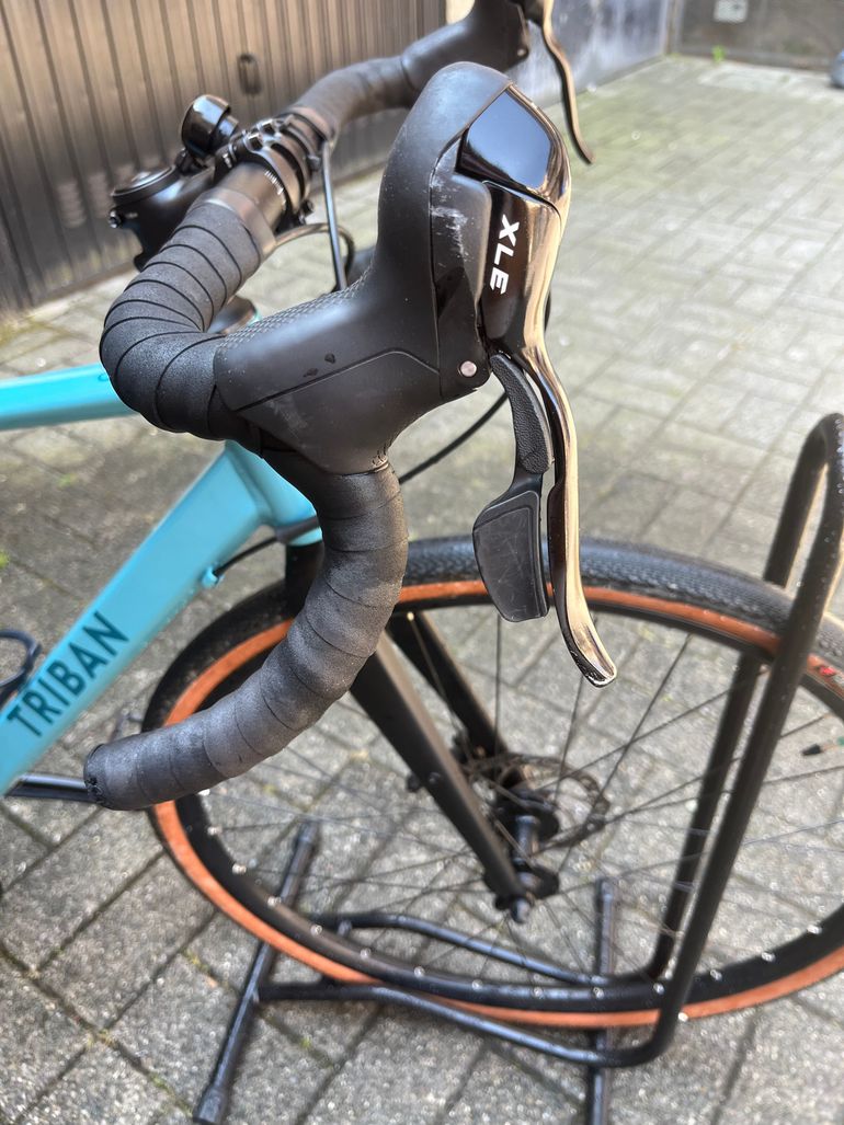 Used TRIBAN Women's Gravel Bike GRVL 120 2022 2022 Road & Gravel, Blue — image 11 of 16