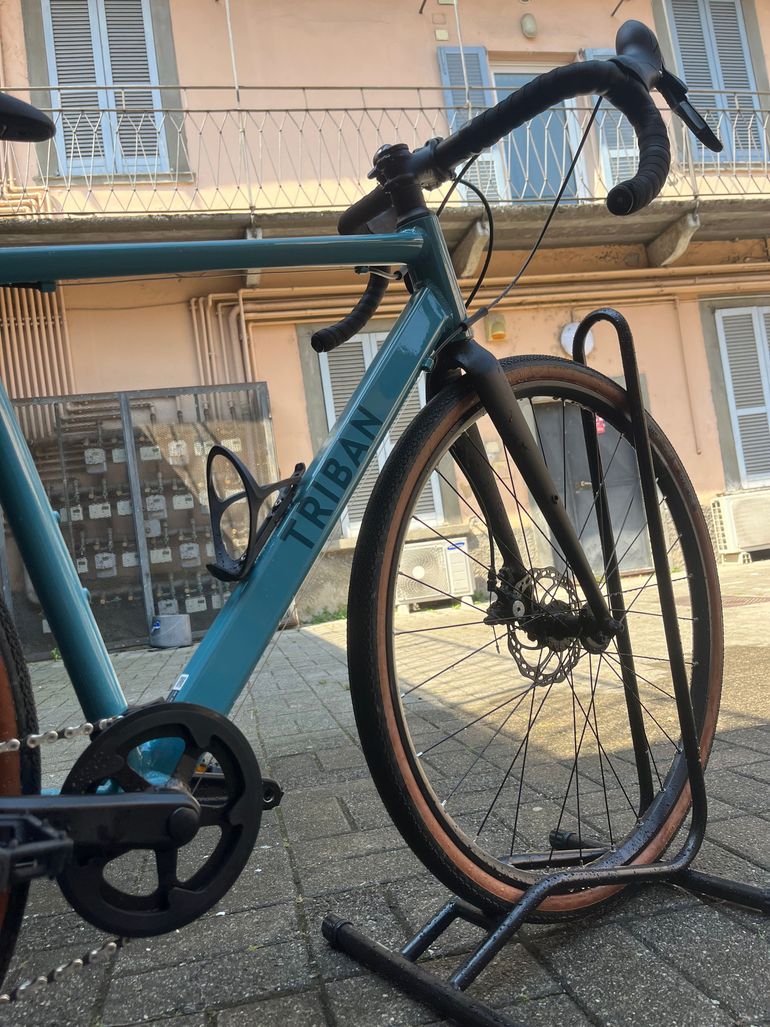 Used TRIBAN Women's Gravel Bike GRVL 120 2022 2022 Road & Gravel, Blue — image 8 of 16