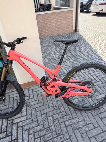 Used Evil Wreckoning / GX I9 Hydra 2022 2022 Mountainbike, Orange, 29 — image 8 of 8