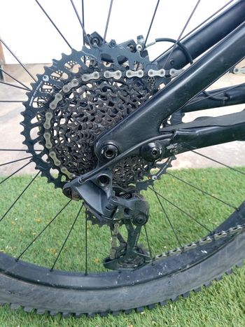 Used Specialized Turbo Levo 3 Comp Carbon 2022 2022 Mountainbike, Black, 29, 27.5 — image 3 of 10