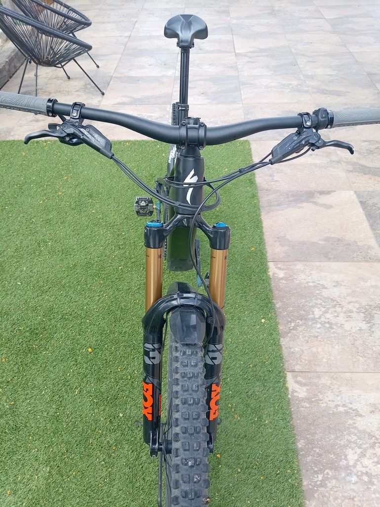 Used Specialized Turbo Levo 3 Comp Carbon 2022 2022 Mountainbike, Black, 29, 27.5 — image 6 of 10