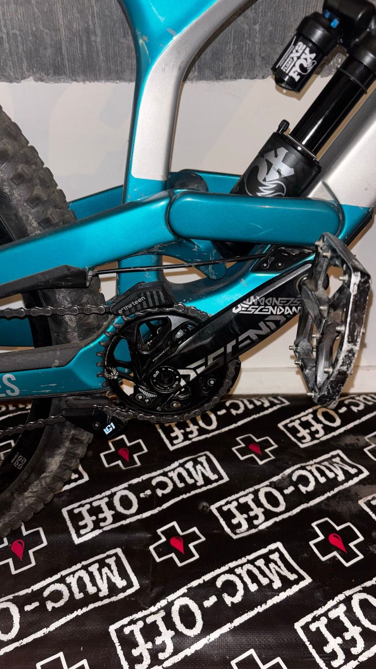 Used YT Industries TUES 29 CF Pro Race 2019 2019 Mountainbike, Blue — image 4 of 10