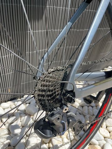 Used Stevens Arcalis Shimano Ultegra 2018 Road & Gravel, Red — image 11 of 12