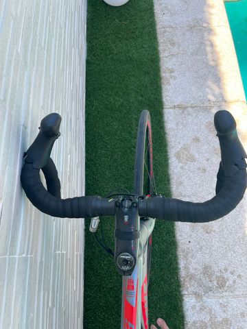 Used Stevens Arcalis Shimano Ultegra 2018 Road & Gravel, Red — image 3 of 12