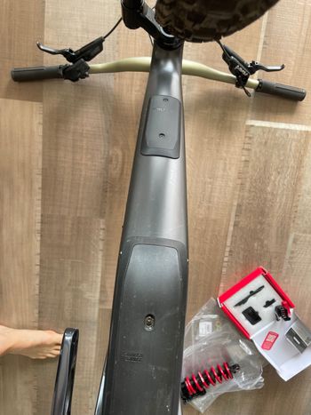 Použité Santa Cruz BRONSON X0 AXS RSV / Carbon CC 2024 Frameset 2024 Mountainbike — obrázek 9 z 9
