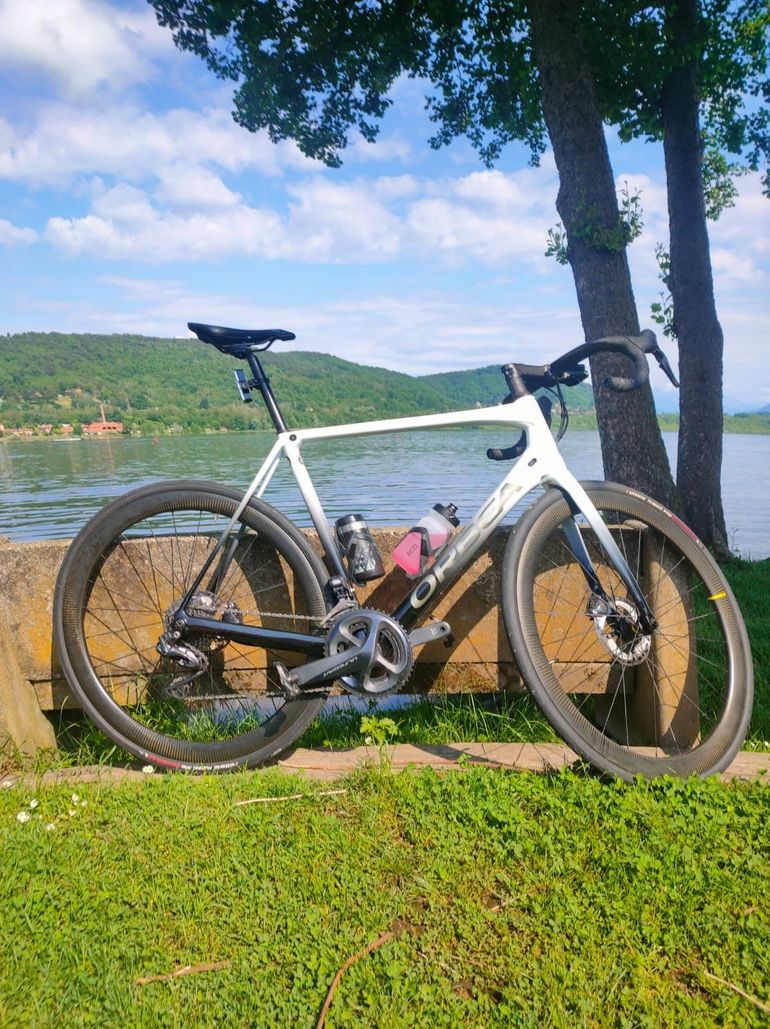 Used Orbea ORCA AERO M20iTEAM-D 2021 2021 Road & Gravel, White — image 2 of 3