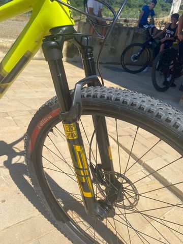 Brugt BMC Fourstroke AMP LT ONE USA 2024 2024 Mountainbike — billede 7 af 9