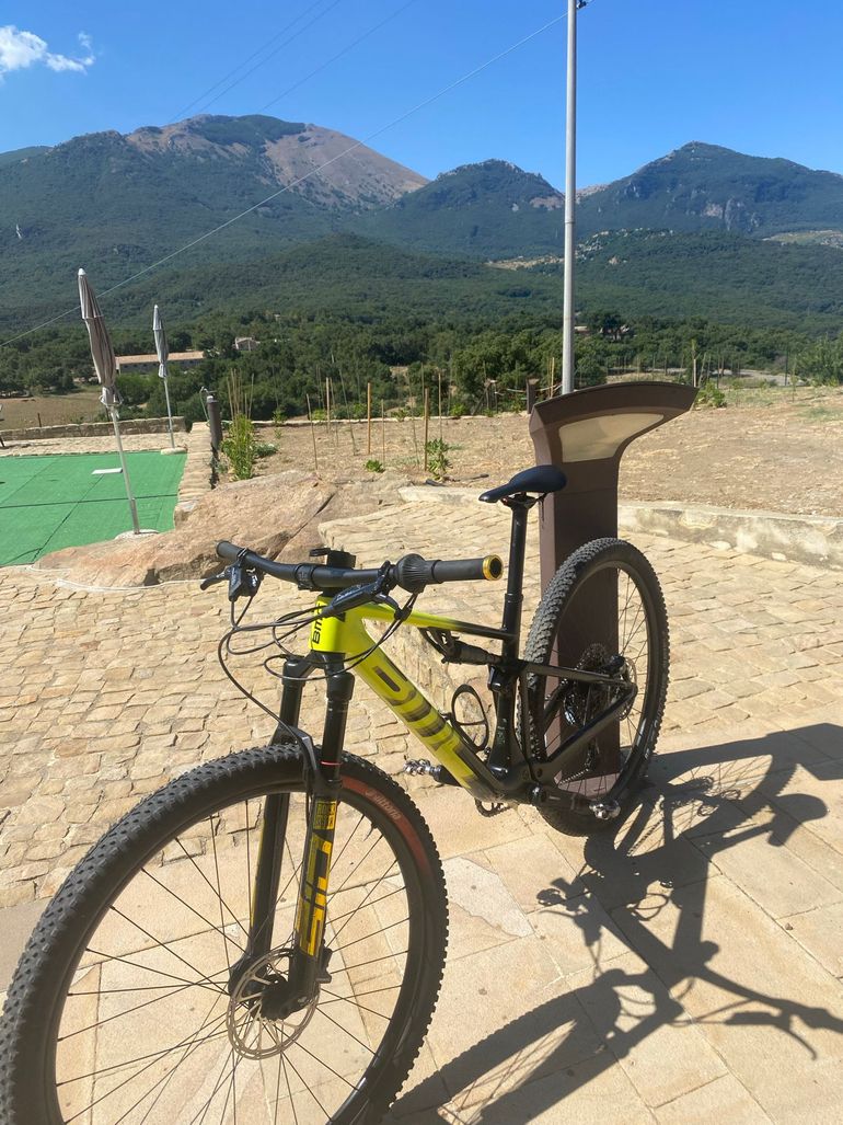 Used BMC Fourstroke AMP LT ONE USA 2024 2024 Mountainbike, Black — image 2 of 9
