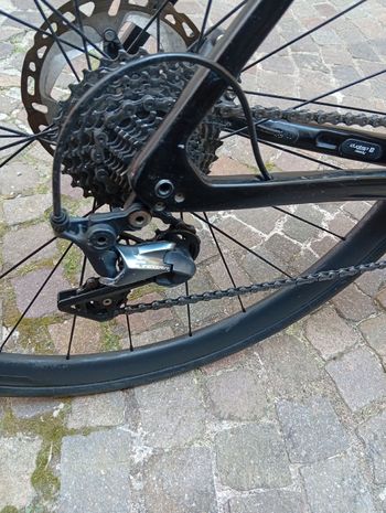 Used Trek Émonda SL 6 Disc 2022 2022 Road & Gravel, Red — image 3 of 8