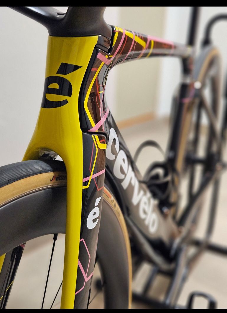 Used Cervélo S5 Shimano Ultegra Di2 2024 Road & Gravel, Black — image 1 of 3