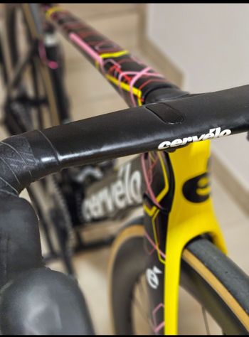 Used Cervélo S5 Shimano Ultegra Di2 2024 Road & Gravel, Black — image 2 of 3