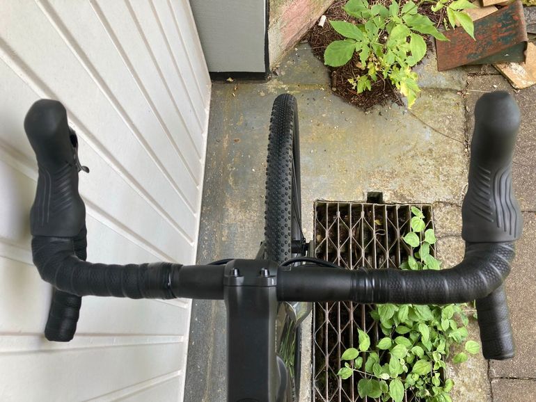 Used Scott Addict Gravel 40 2025 2025 Road & Gravel, Black — image 2 of 10