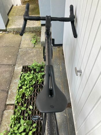 Used Scott Addict Gravel 40 2025 2025 Road & Gravel, Black — image 7 of 10