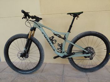 Orbea OIZ M10 TR 2022 2022 Mountainbike de segunda mano, Verde — imagen 2 de 13