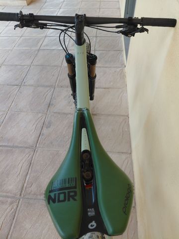Orbea OIZ M10 TR 2022 2022 Mountainbike usato, Verde — immagine 11 di 13