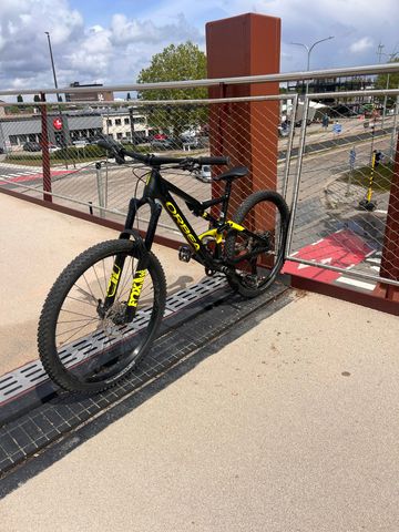 Used Orbea occam 2022 Mountainbike, Green — image 3 of 8
