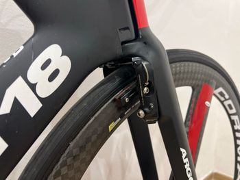 Used Argon 18 E SRAM Red 2020 Road & Gravel, Red — image 9 of 17