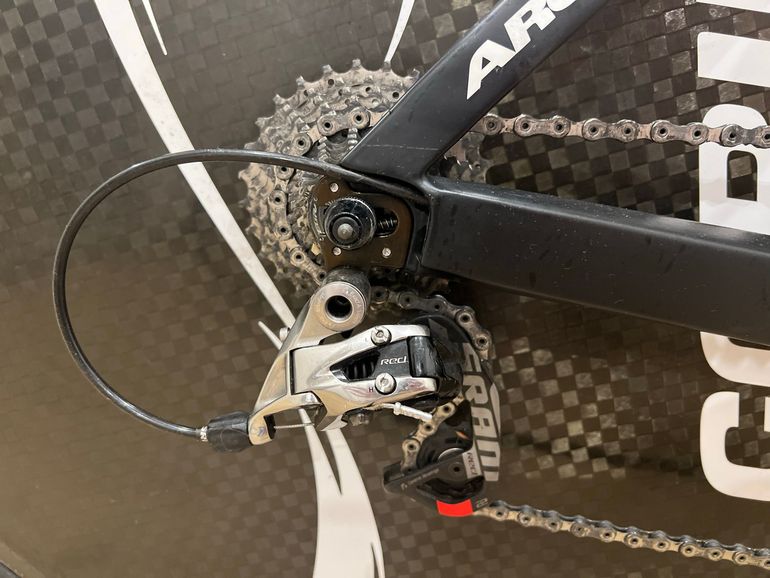 Used Argon 18 E SRAM Red 2020 Road & Gravel, Red — image 5 of 17
