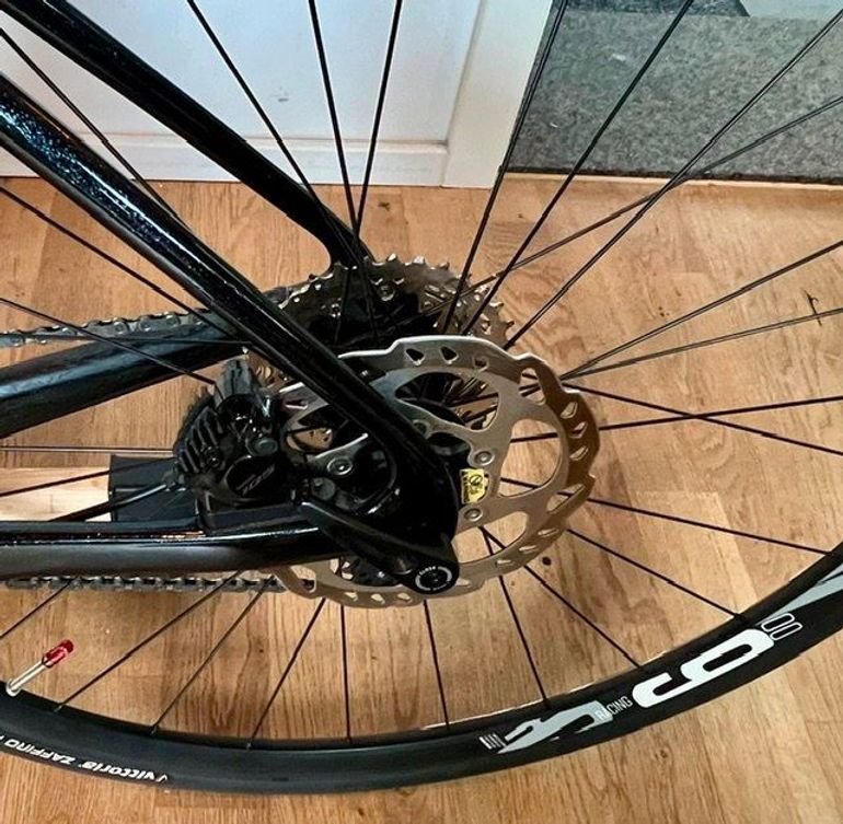 Used Cervélo Caledonia 105 Di2 2023 2023 Road & Gravel, Black — image 5 of 7