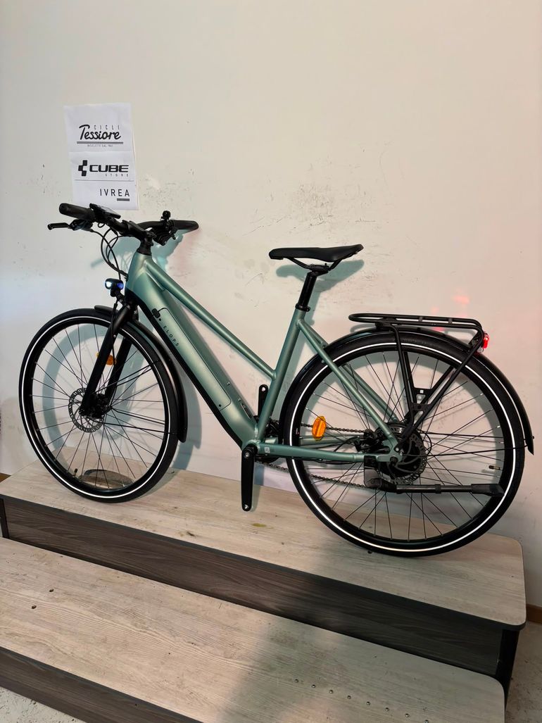 Gebrauchtes DECATHLON Long Distance Elops 2021 Urban, Grün — Bild 2 von 11